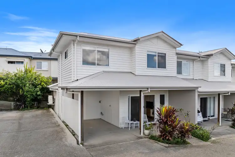 3/8 Garnet Street, Cooroy QLD 4563