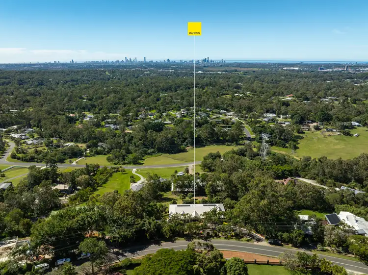 9 Earle Court, Tallai QLD 4213