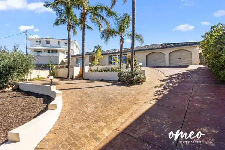 11 Ellement Parade, Coogee WA 6166