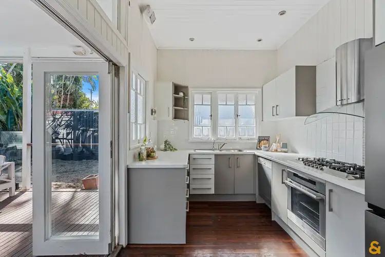 Fifth view of Homely house listing, 28 Sunflower Street, Wynnum QLD 4178