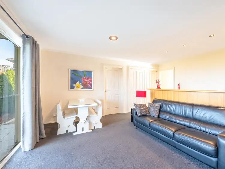 25 Adelong Drive, Kingston TAS 7050