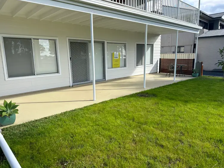 1/33 Cook Parade, Lemon Tree Passage NSW 2319