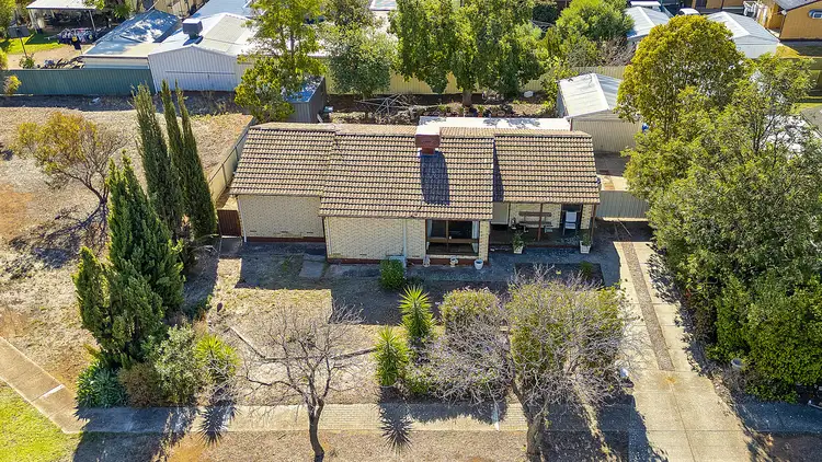 Second view of Homely house listing, 8 Winulta Court, Munno Para SA 5115