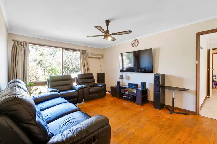 Fourth view of Homely house listing, 8 Winulta Court, Munno Para SA 5115