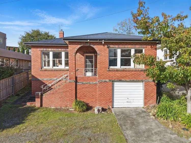 19 Waterworks Road, Dynnyrne TAS 7005