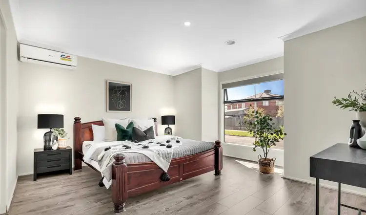 Fifth view of Homely house listing, 125 Lennon Parkway, Derrimut VIC 3026