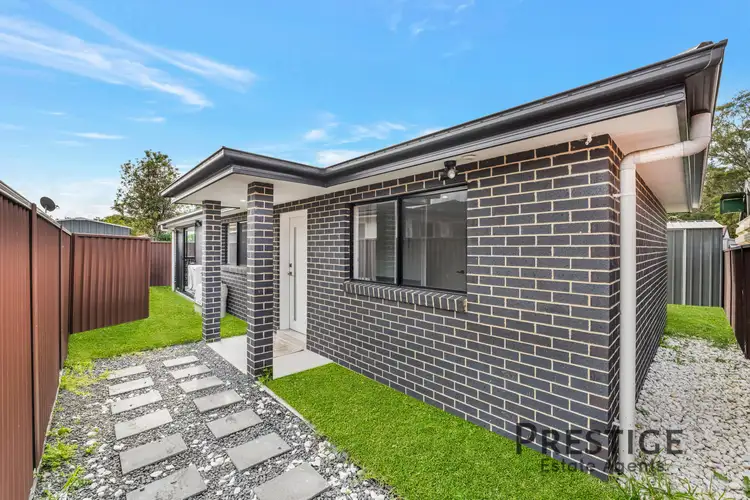 10A Pilliga Cres, Bossley Park NSW 2176