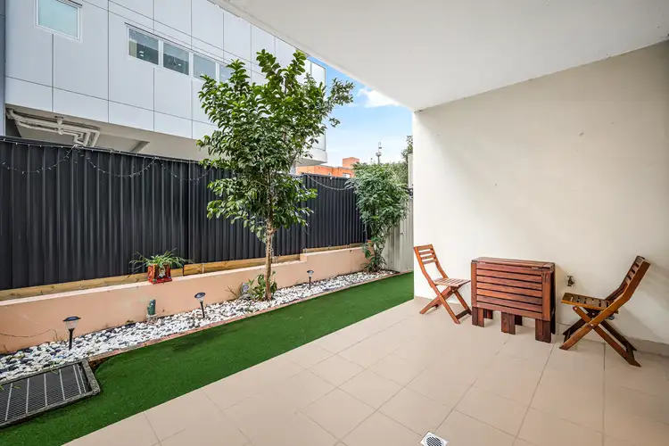 8/2-12 Civic Avenue, Pendle Hill NSW 2145