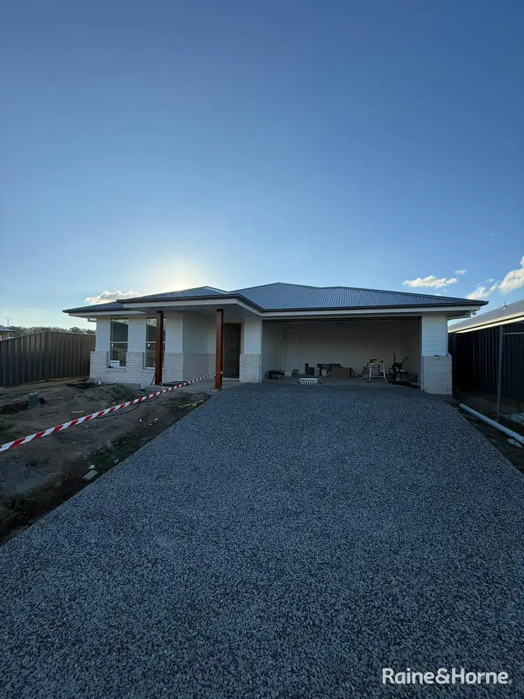 8 Margaret Lane, Mudgee NSW 2850