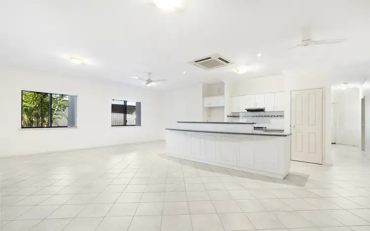 6 Rhonda Road, Baynton WA 6714