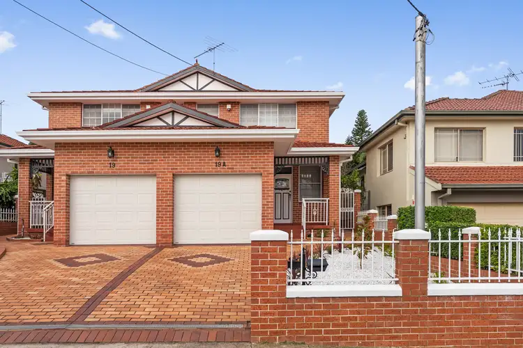 19a Frank Street, Mount Lewis NSW 2190