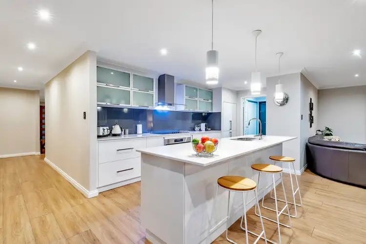 Second view of Homely house listing, 7 Lakeway Retreat, Dawesville WA 6211