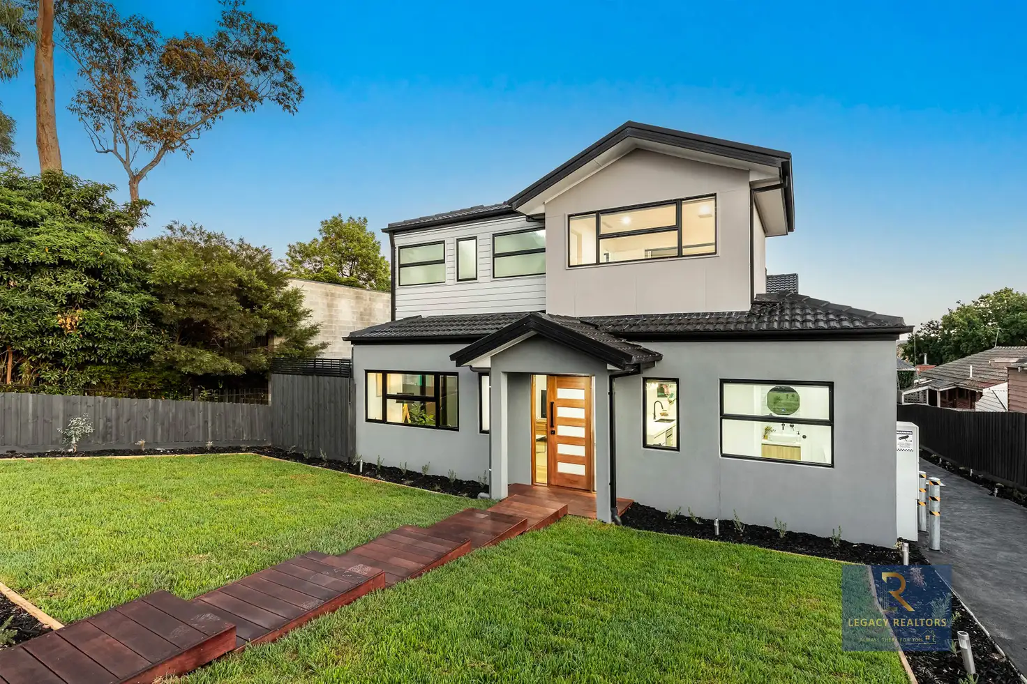 Main view of Homely house listing, 1/142 Grimshaw street, Greensborough VIC 3088