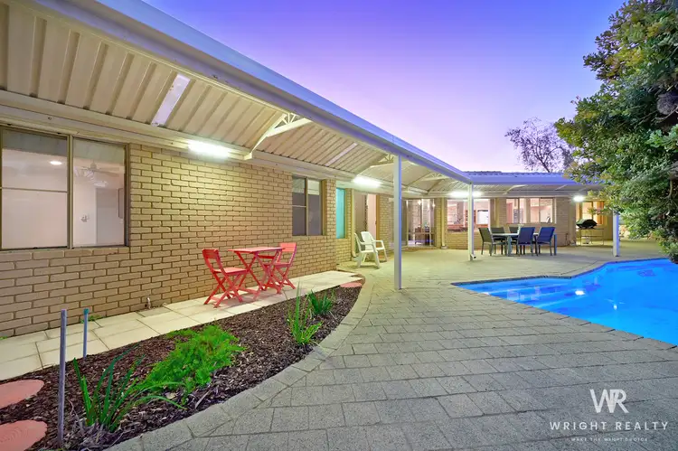 12 Everard Close, Woodvale WA 6026