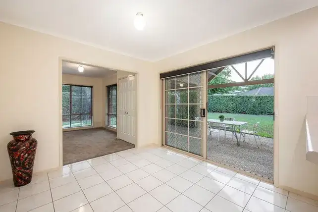 Fifth view of Homely house listing, 10 Haldon Court, West Wodonga VIC 3690