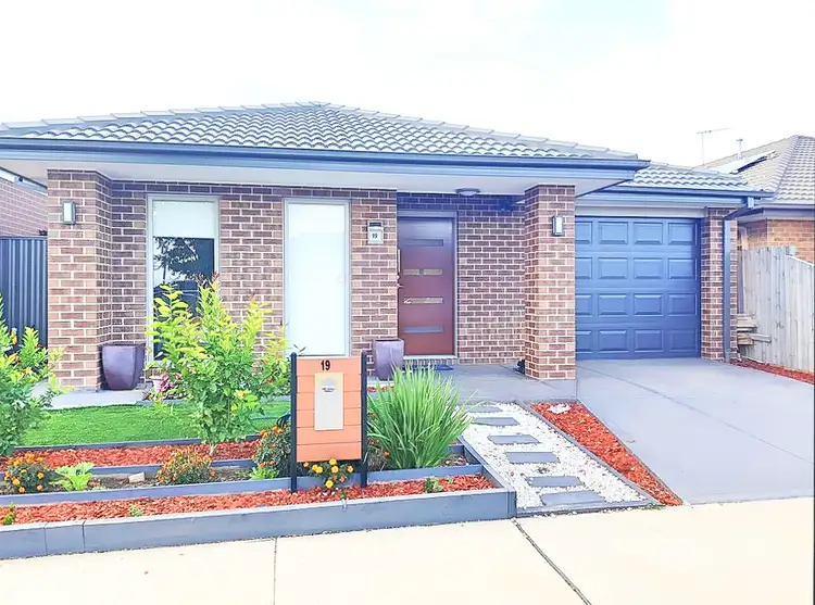 19 Carex Drive, Kalkallo VIC 3064