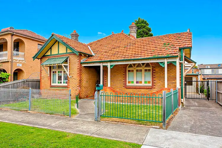 4 Albyn Street, Bexley NSW 2207