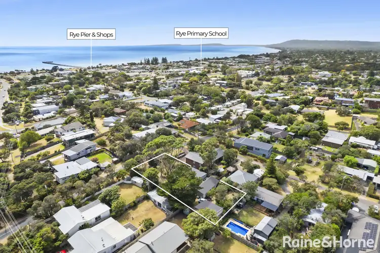 2 Rosyth Road, Rye VIC 3941
