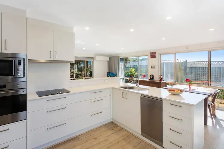 Fifth view of Homely house listing, 9A The Crest, Mirador NSW 2548