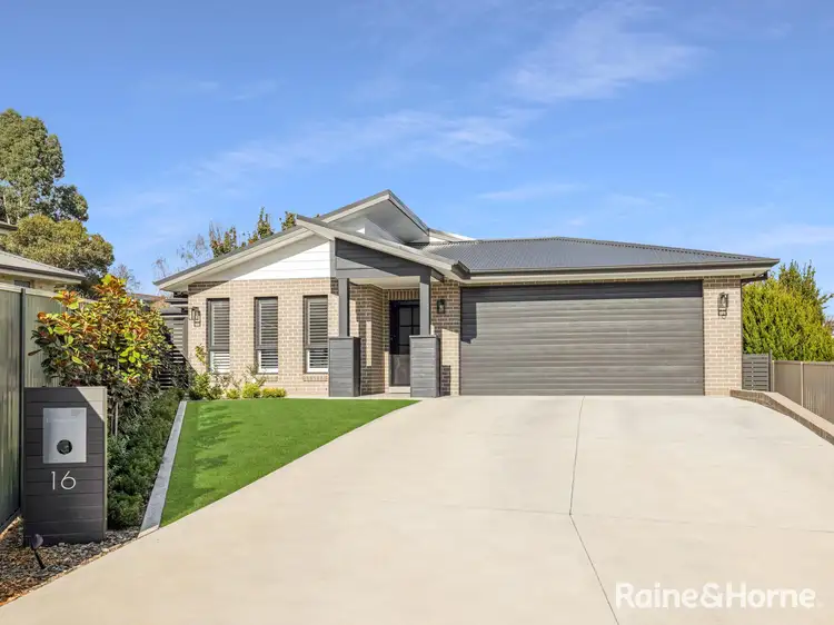Main view of Homely house listing, 16 Hassall Grove, Kelso NSW 2795