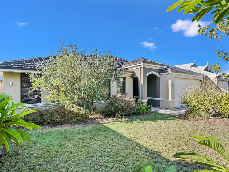 6 Shetland Way
