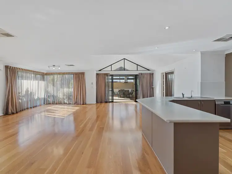 Seventh view of Homely house listing, 6 Shetland Way, Baldivis WA 6171