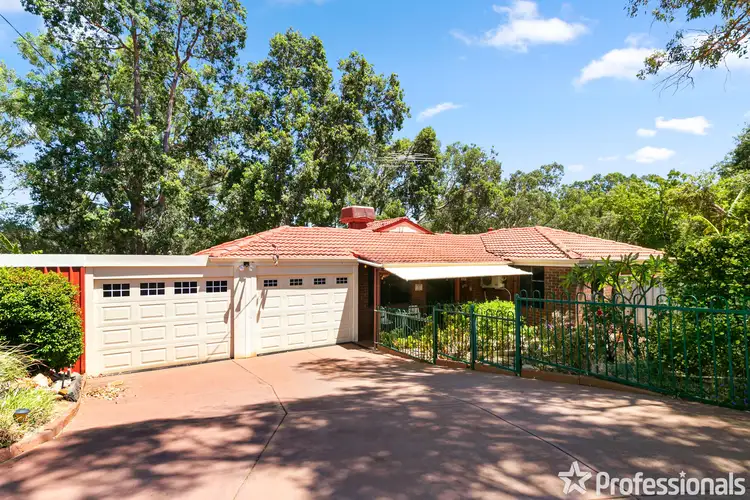 13 Lateritia Court, Kelmscott WA 6111