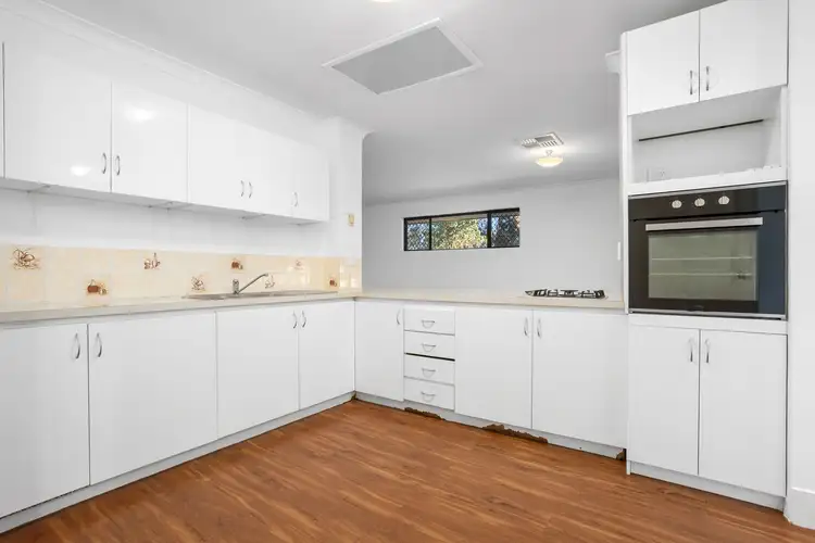 Fifth view of Homely house listing, 13 Lateritia Court, Kelmscott WA 6111
