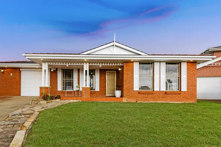8 Inga Place, Quakers Hill NSW 2763