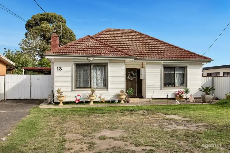 13 Poole Street, Deer Park VIC 3023