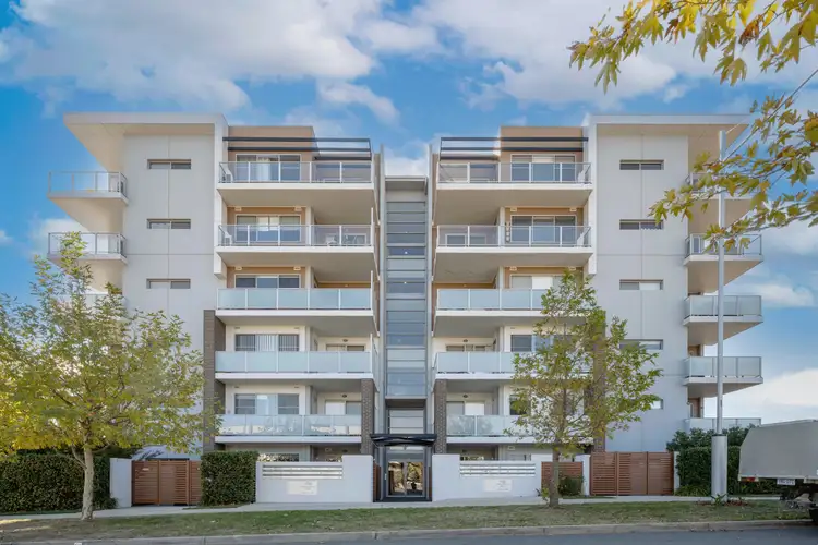 1/120 John Gorton Drive, Coombs ACT 2611