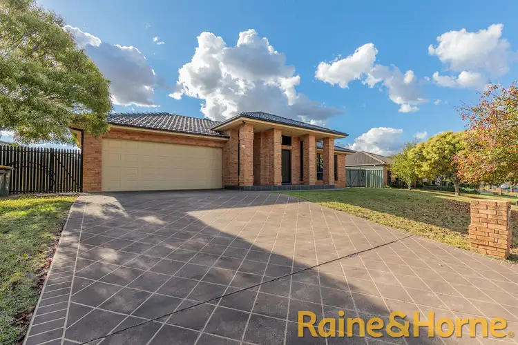 18 Lachlan Way, Dubbo NSW 2830