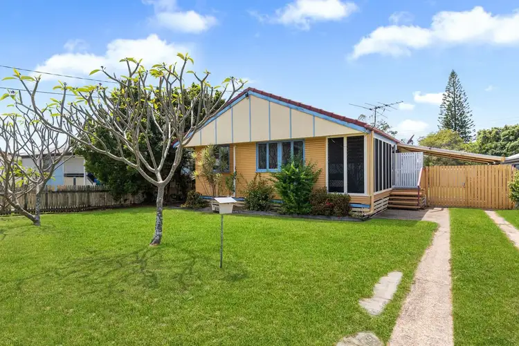 6 Wright Street, Redcliffe QLD 4020