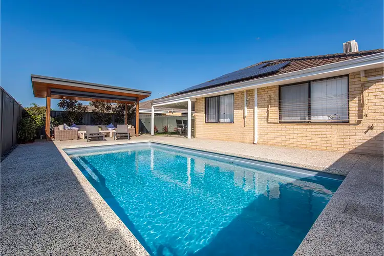 8 Bradshaw Street, Canning Vale WA 6155