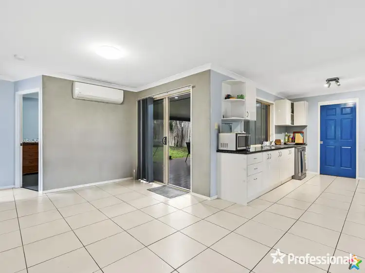 Fourth view of Homely house listing, 4 Park Close, Hillcrest QLD 4118