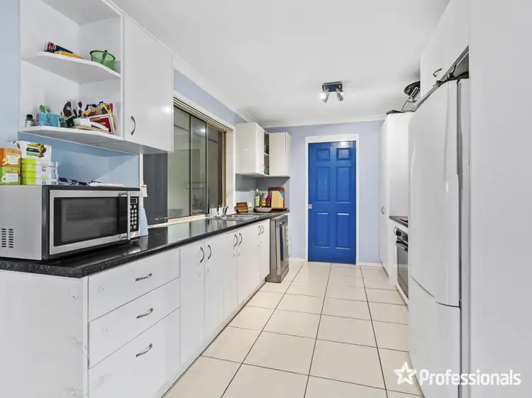 Fifth view of Homely house listing, 4 Park Close, Hillcrest QLD 4118