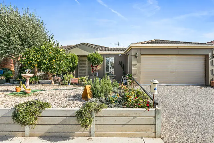 32 Mockridge Avenue, Burnside VIC 3023