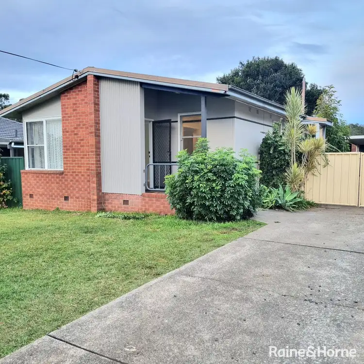 24 Mckay Street