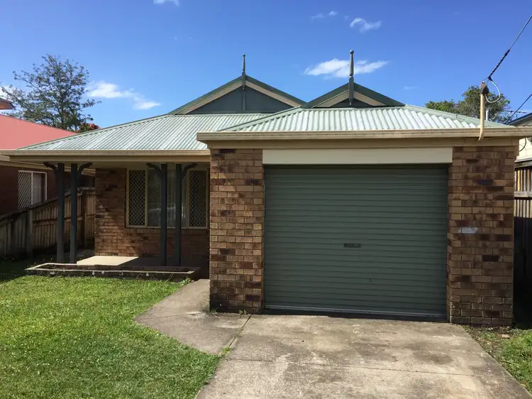 31 Outram Street, Lota QLD 4179