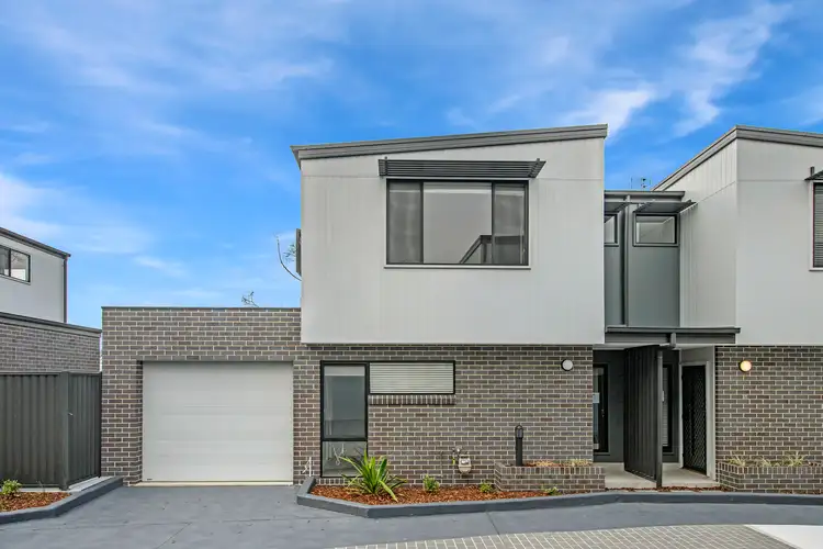 Unit 17/74 Tennent Road, Mount Hutton NSW 2290