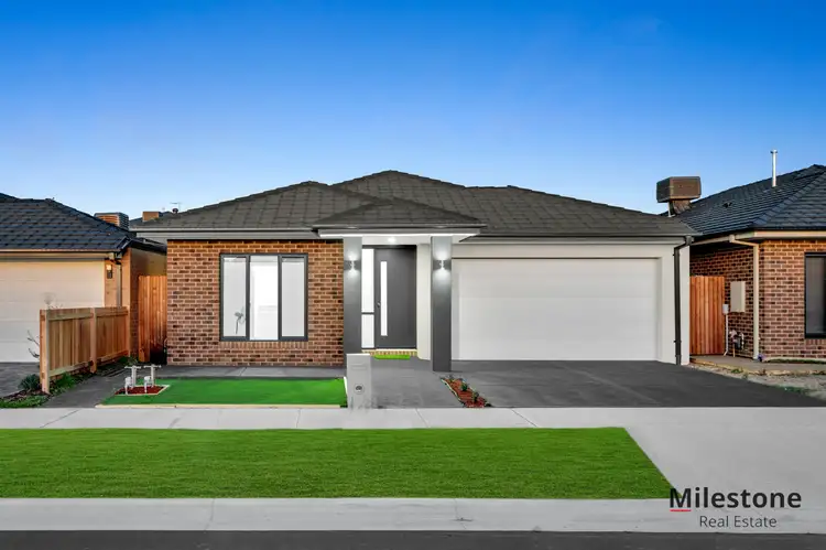 7 Stover Road, Clyde North VIC 3978