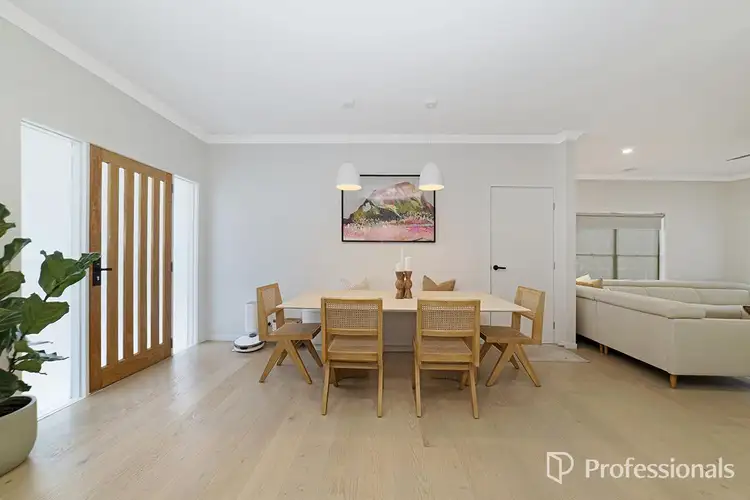 Fourth view of Homely house listing, 8 Tatlock Street, Hamilton VIC 3300