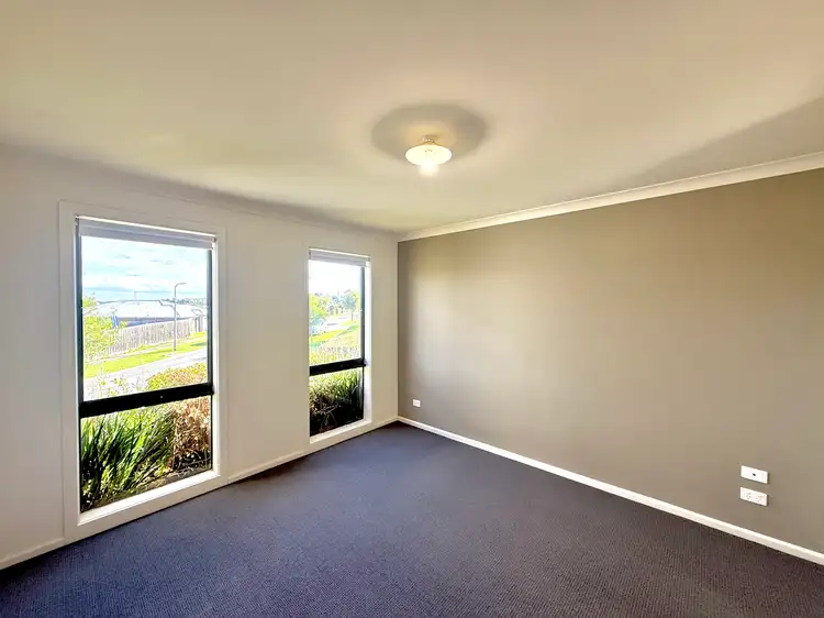Second view of Homely house listing, 16 Sutherland Way, Drouin VIC 3818