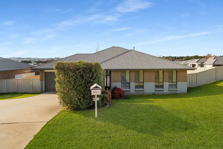 40 Pippin Way, Orange NSW 2800
