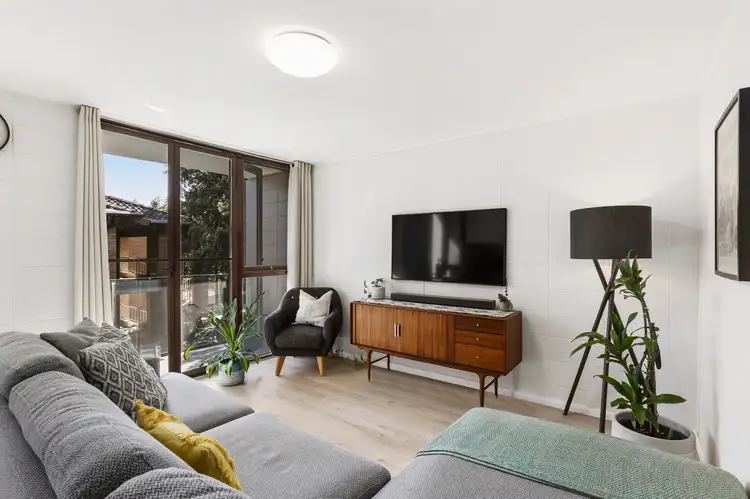 Main view of Homely unit listing, 2/28 Darley Street East, Mona Vale NSW 2103