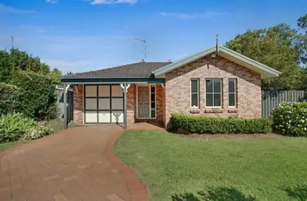 19 Marcus Clarke Cres, Glenmore Park NSW 2745