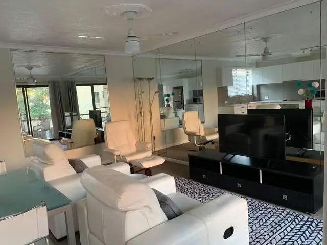 10/26 Stanhill Drive, Surfers Paradise QLD 4217