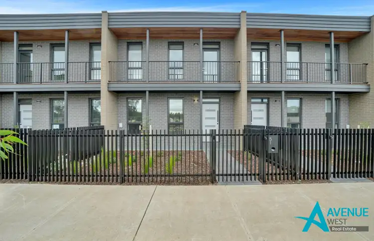 53 Ribbonwood Crescent