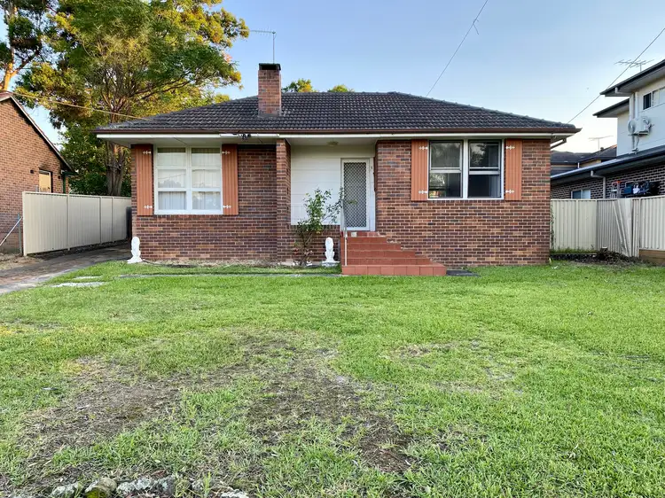 5 Rainbow Street, South Wentworthville NSW 2145