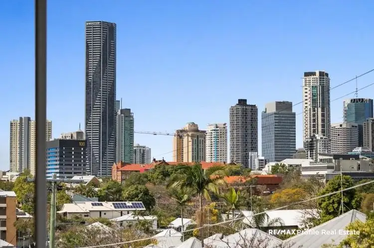 4/179 Kennigo Street, Spring Hill QLD 4000